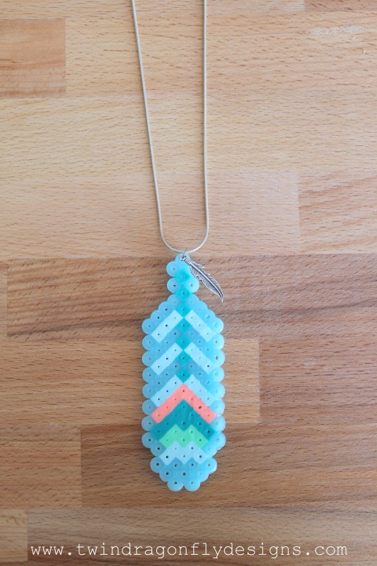 Perler Bead Feather Necklace-008